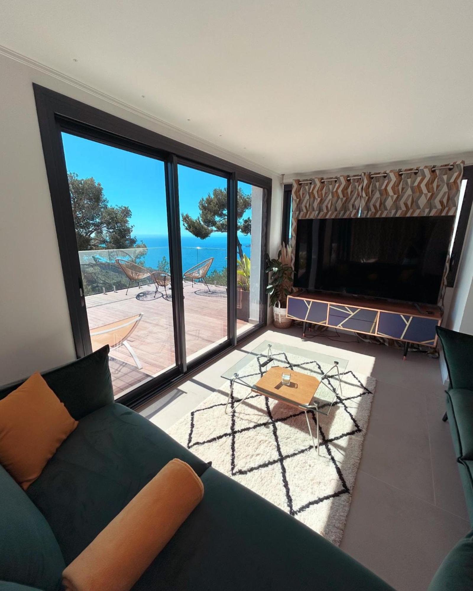 Eze - Appartement Dans Bas De Villa Avec Piscine Pres De Monaco 외부 사진
