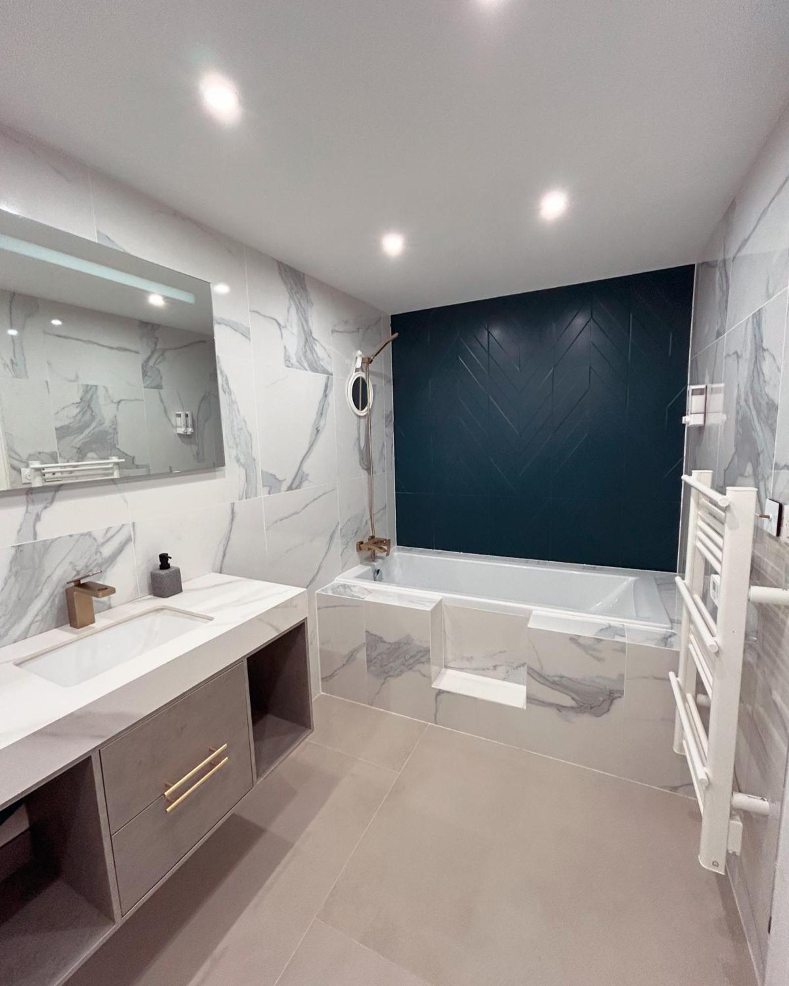 Eze - Appartement Dans Bas De Villa Avec Piscine Pres De Monaco 외부 사진